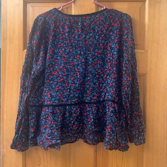Loft Blouse - Size M - Picture 3 of 3